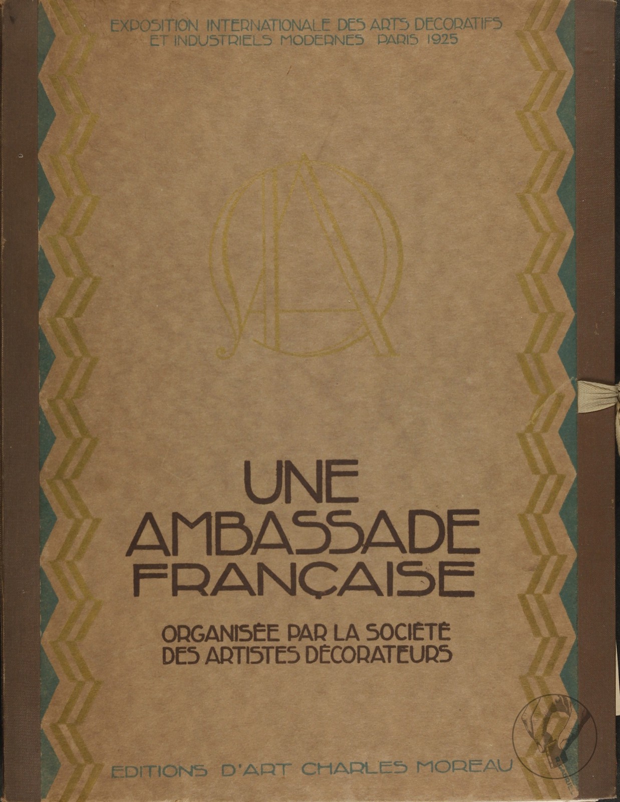 Une Ambassade Française